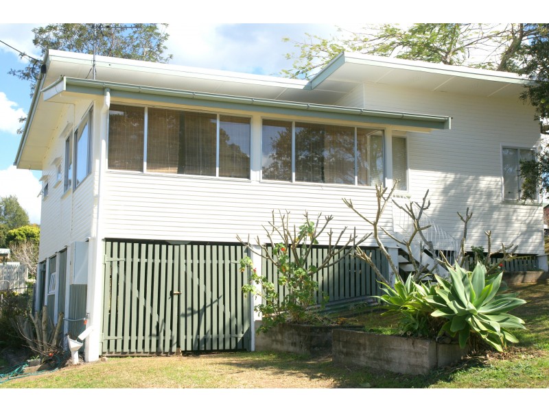 17 Margaret, Kenilworth QLD 4574