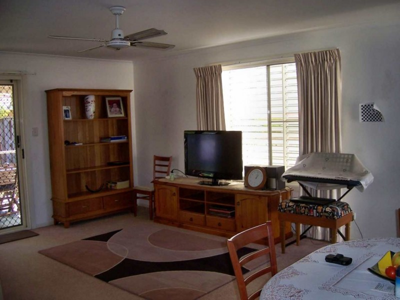 8/70 Hansford street, Coombabah QLD 4216