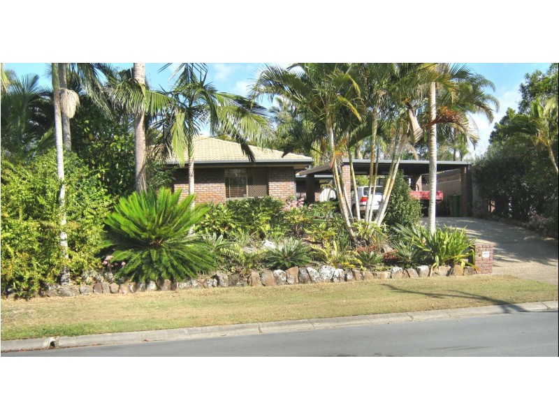 15 Eyre ave, Petrie QLD 4502