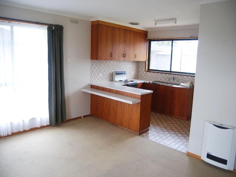 4/61 Lindsay Street, Heywood VIC 3304