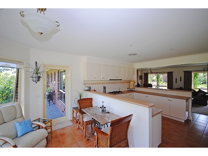 153 Caledonian Hill, Bolwarra VIC 3305