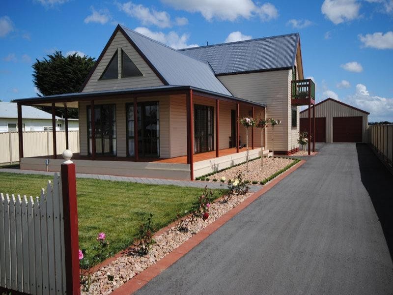 51 Barclay Street, Heywood VIC 3304