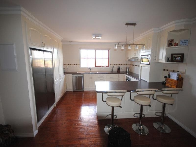 51 Barclay Street, Heywood VIC 3304