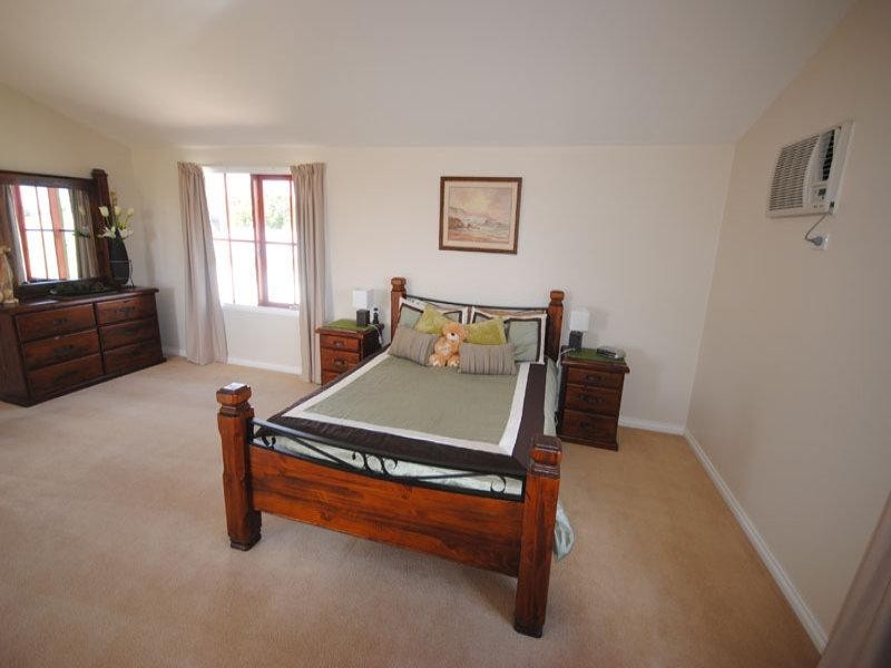 51 Barclay Street, Heywood VIC 3304