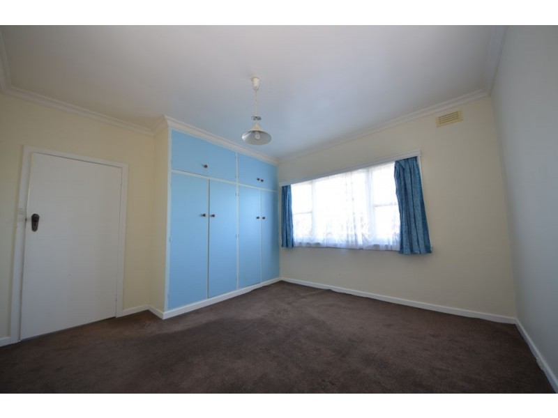 16 Learmonth Street, Portland VIC 3305