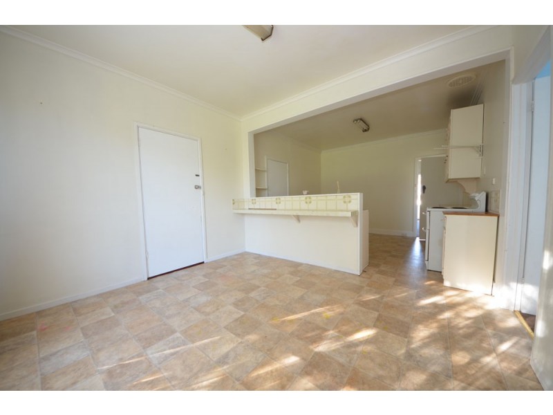 16 Learmonth Street, Portland VIC 3305