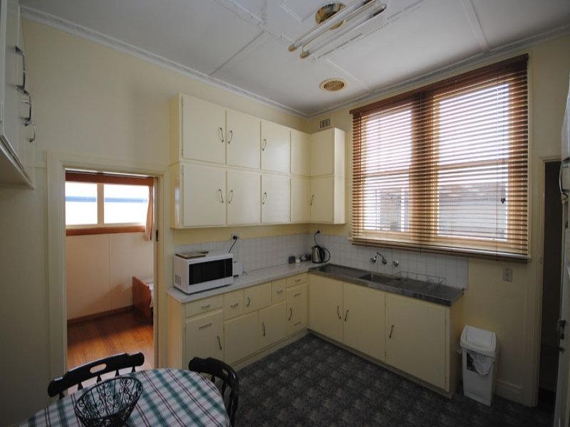 16 Otway Street, Portland VIC 3305