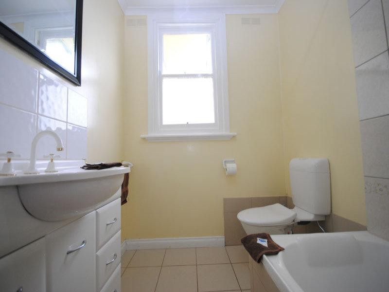 16 Otway Street, Portland VIC 3305