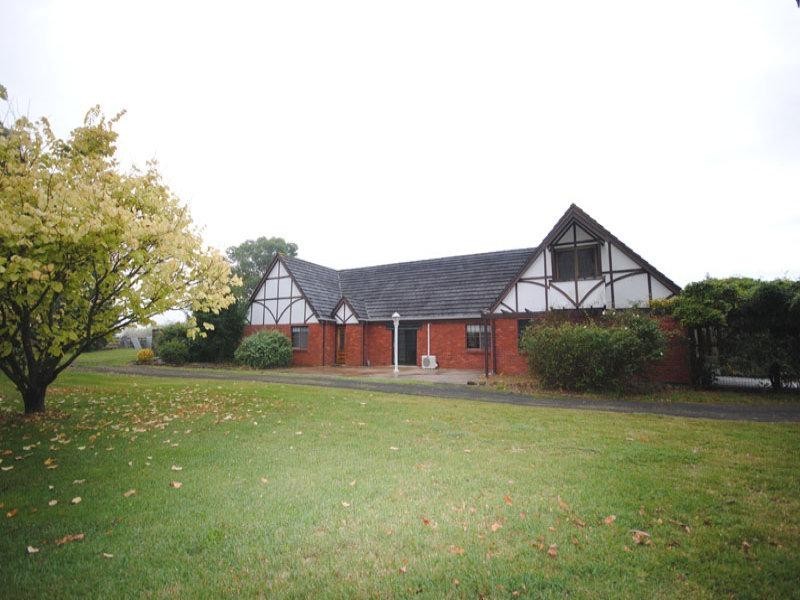 136 Cave Hill Road, Heywood VIC 3304