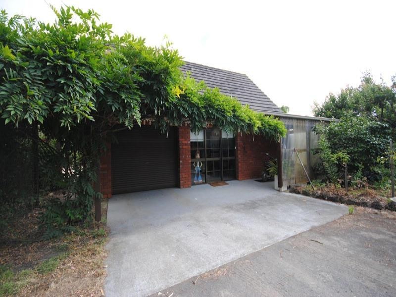 136 Cave Hill Road, Heywood VIC 3304