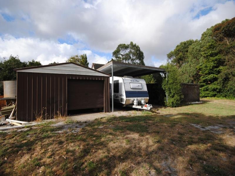 136 Cave Hill Road, Heywood VIC 3304
