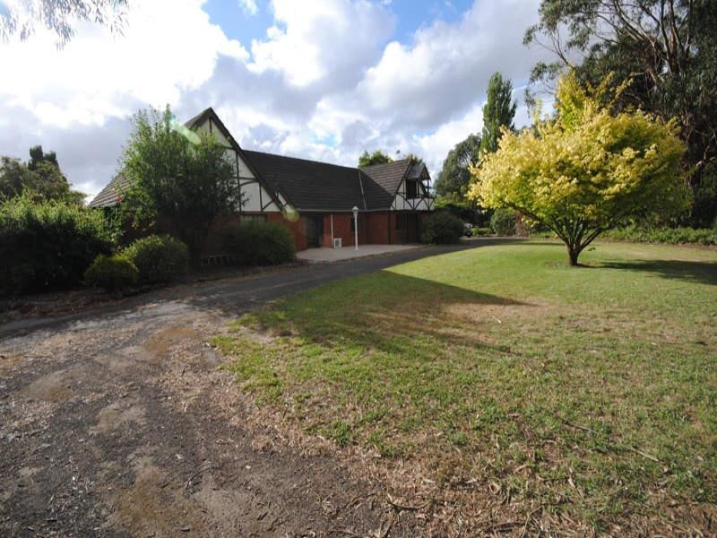 136 Cave Hill Road, Heywood VIC 3304