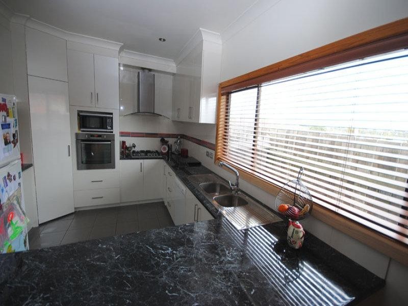 142 Edgar Street, Portland VIC 3305