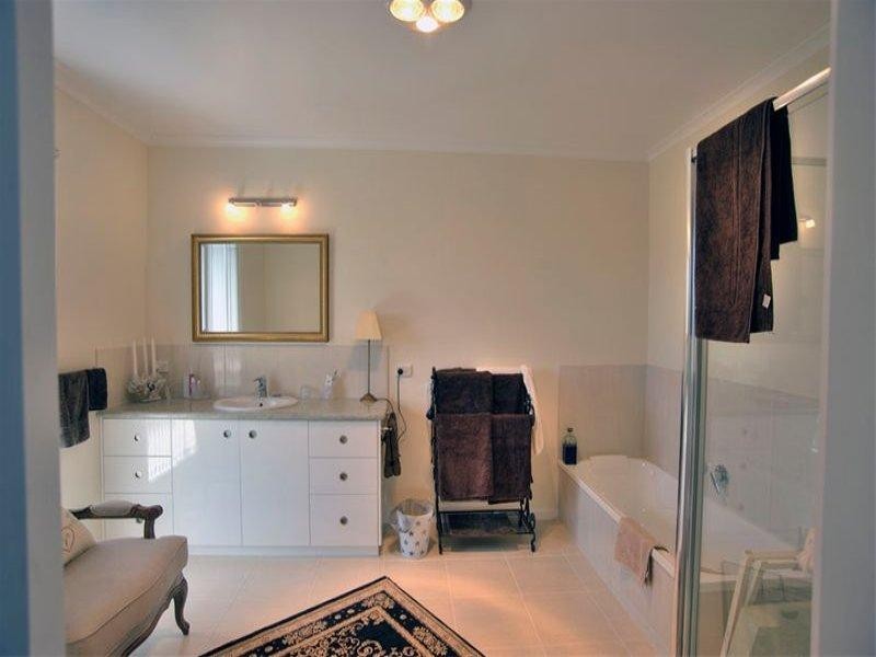 124 Cape Nelson Road, Portland VIC 3305