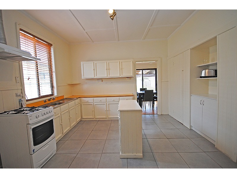 10 Clarke Street, Portland VIC 3305