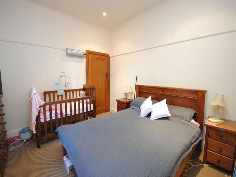 29 Carey Street, Heywood VIC 3304