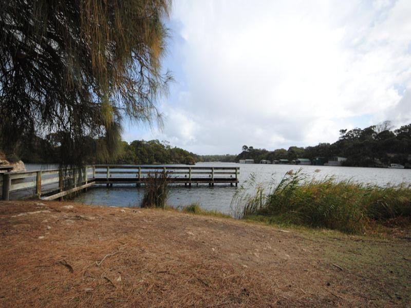 9 Isle of Bags Road, Nelson VIC 3292