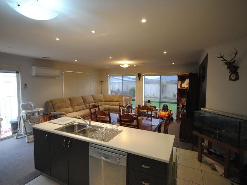 31 Coastal Court, Portland VIC 3305