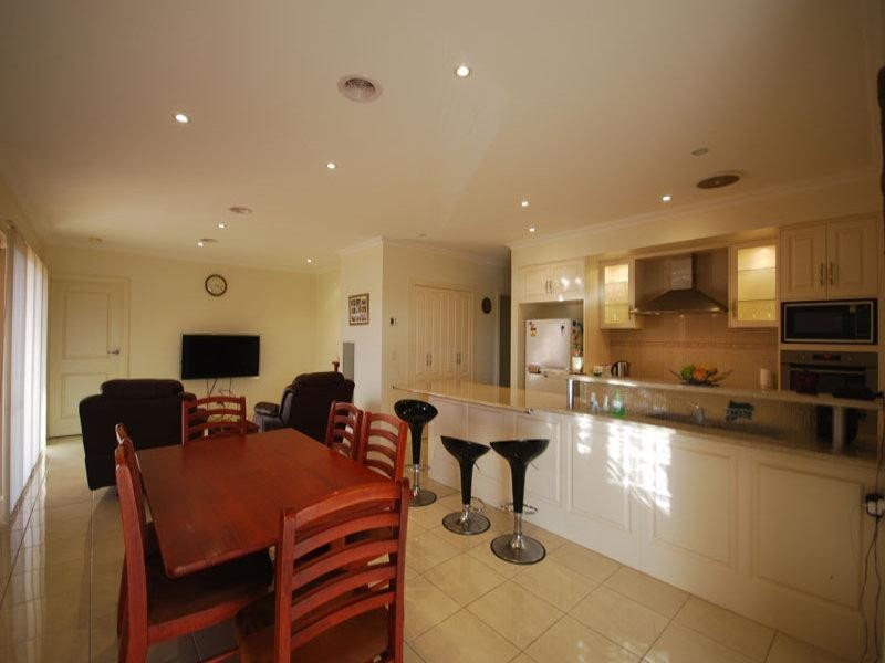 9 Connemara Court, Portland VIC 3305