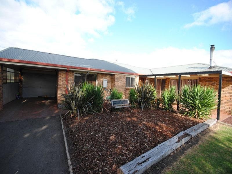 36 Barclay Street, Heywood VIC 3304