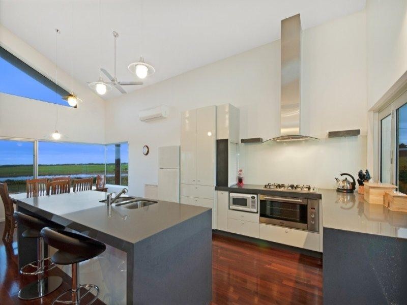 11 Puddys Lane, Narrawong VIC 3285