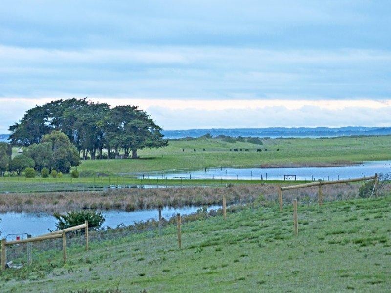 11 Puddys Lane, Narrawong VIC 3285