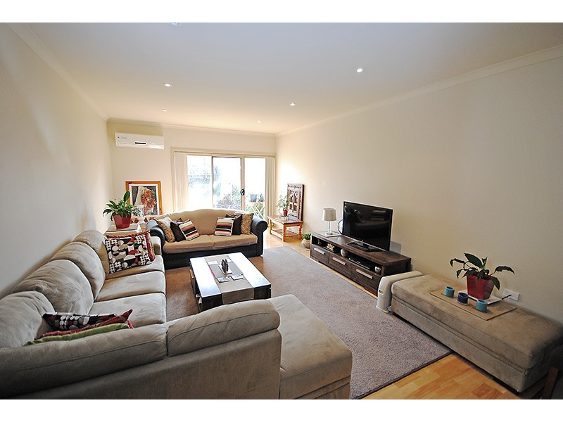 1 Lancaster Close, Portland VIC 3305