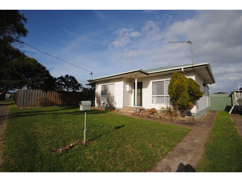 7 Albert Street, Portland VIC 3305