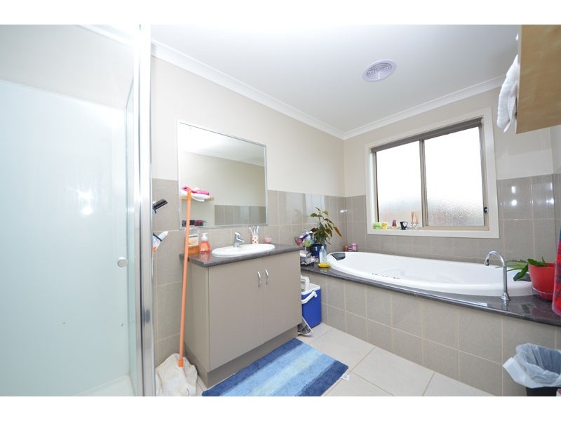 11 Isabel Court, Portland VIC 3305