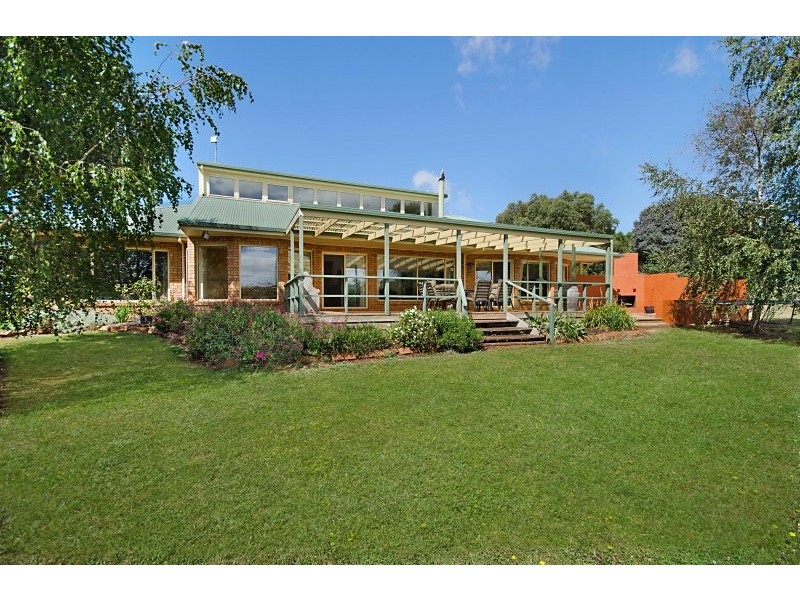 4 Bemeli Court, Bolwarra VIC 3305