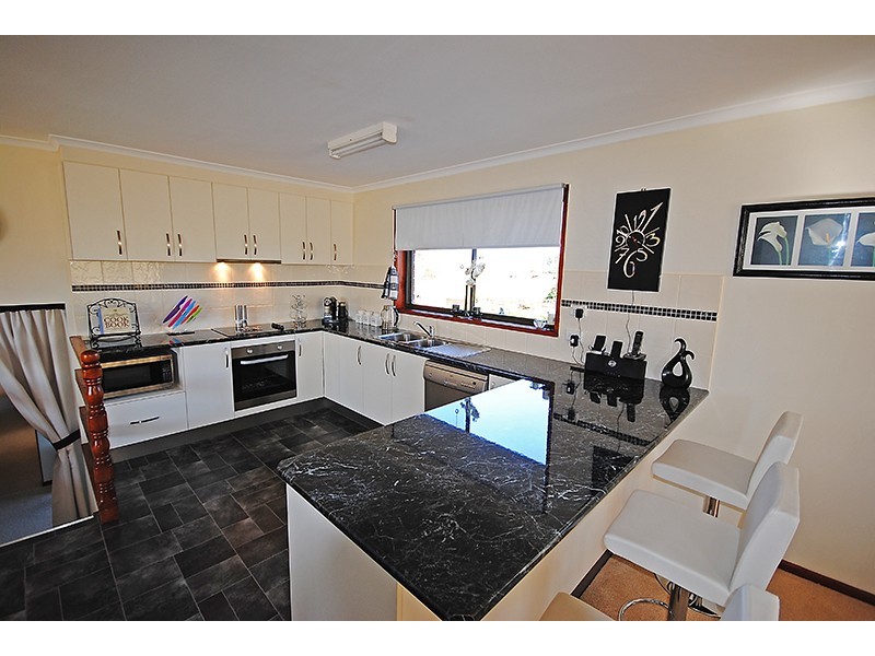 8481 Princes Highway, Portland VIC 3305