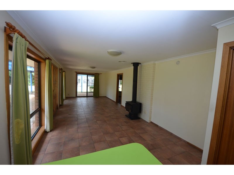 32 Nashs Road, Portland VIC 3305