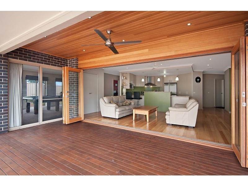 9 Neptune Avenue, Portland VIC 3305