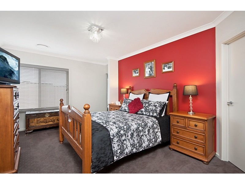 9 Neptune Avenue, Portland VIC 3305