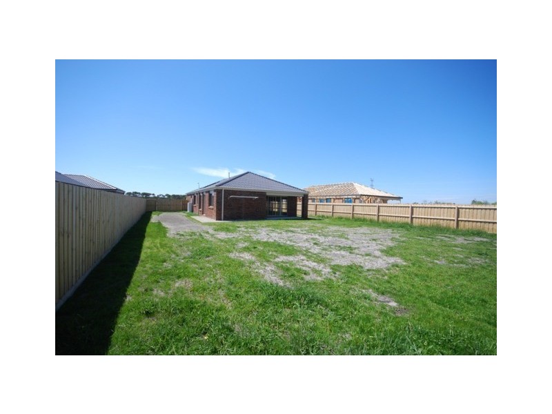 12 Horatio Court, Portland VIC 3305