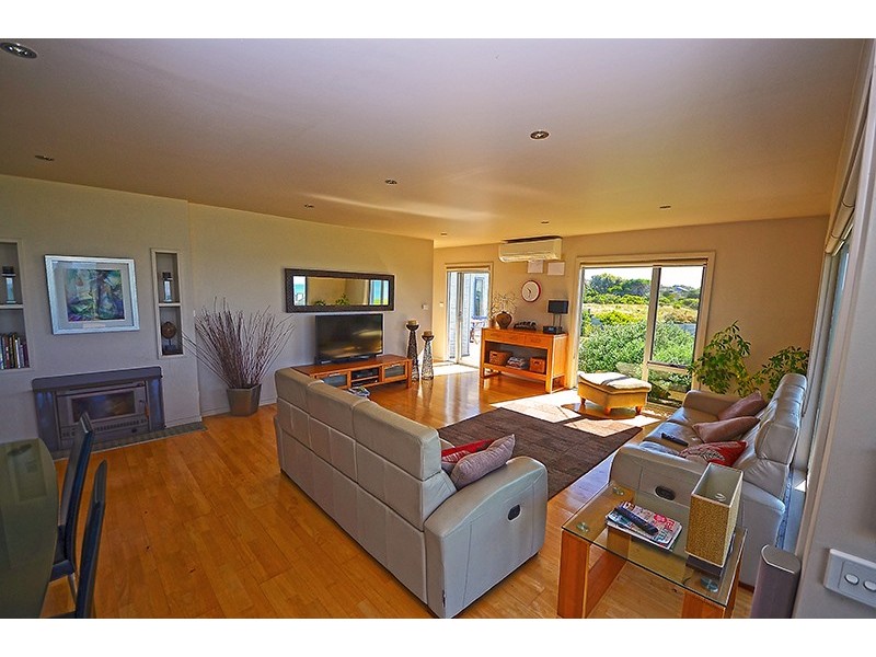 4 Cameron Street, Dutton Way VIC 3305