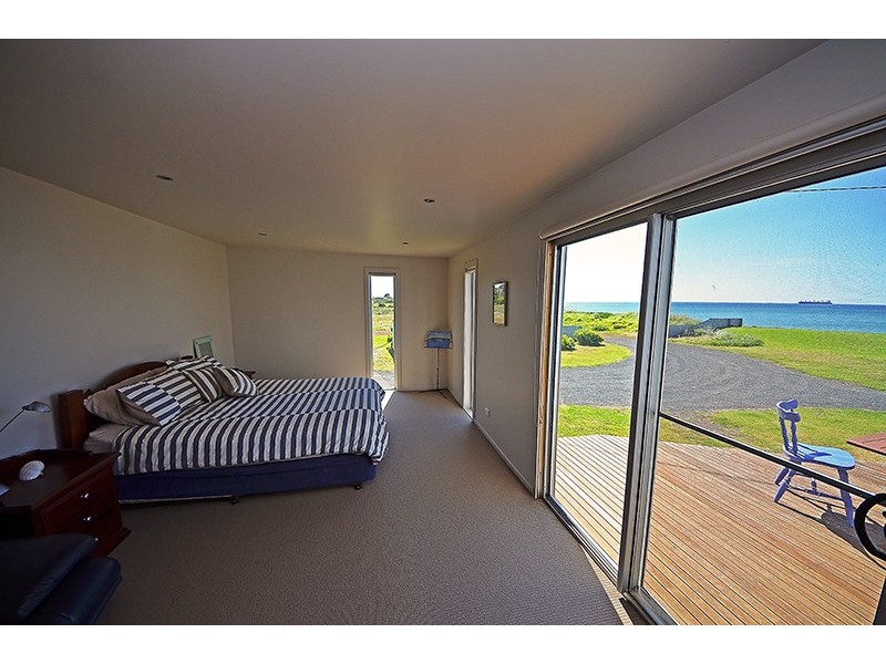 4 Cameron Street, Dutton Way VIC 3305