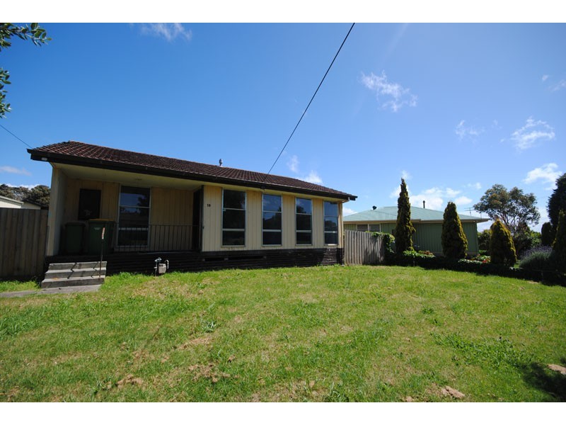 19 Banyan Crescent, Portland VIC 3305