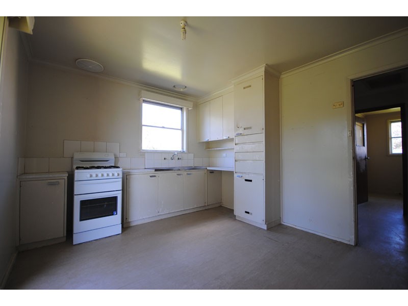 19 Banyan Crescent, Portland VIC 3305