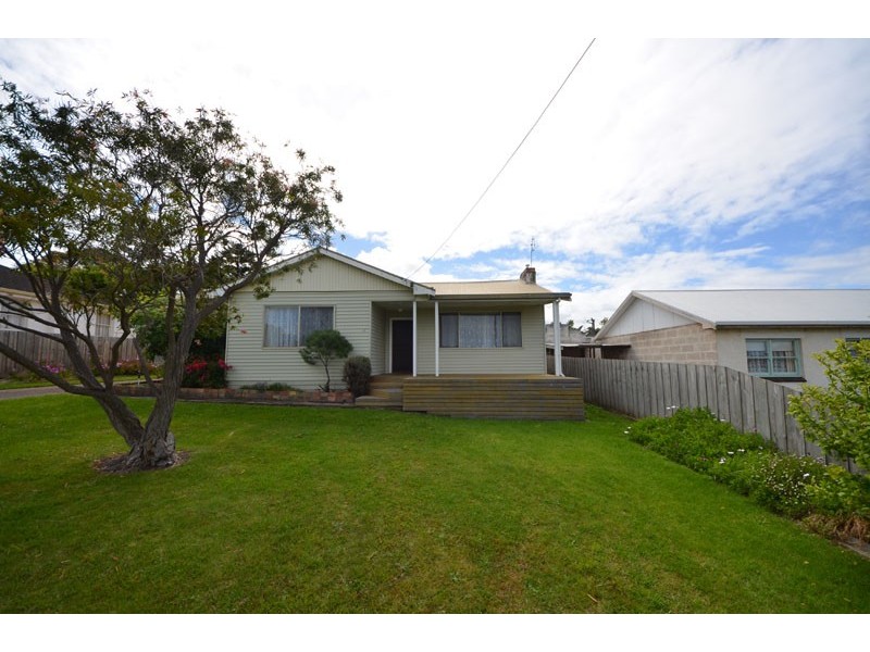45 Avonmore Avenue, Portland VIC 3305