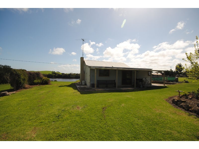 10 Isle Of Bags Road, Nelson VIC 3292
