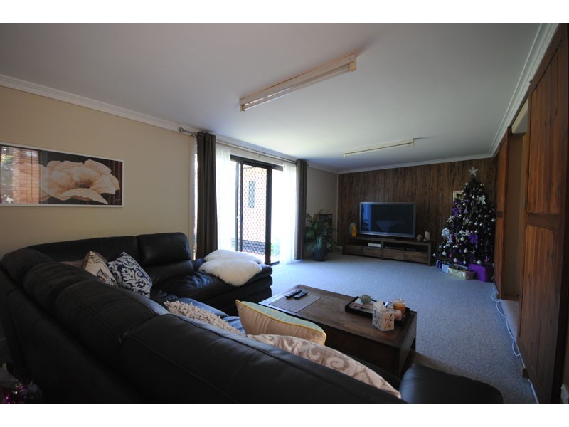 7 Owen Street, Heywood VIC 3304