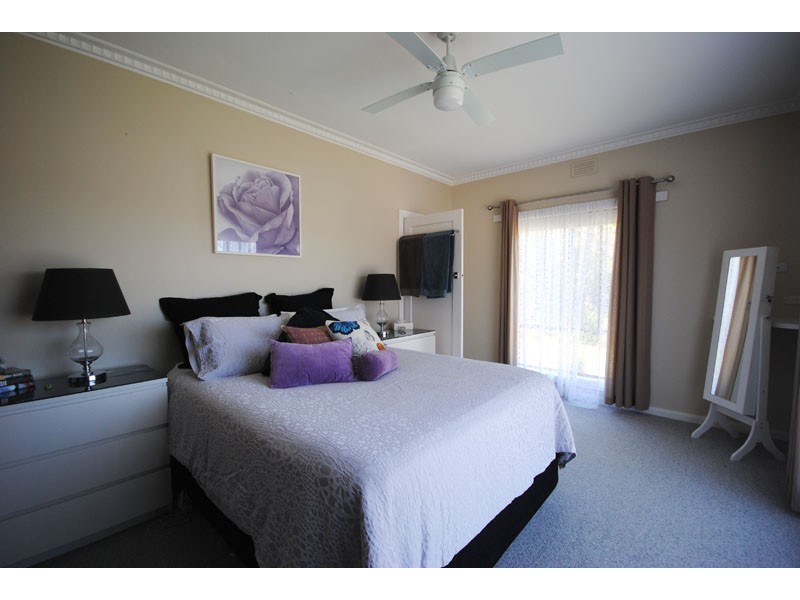 7 Owen Street, Heywood VIC 3304