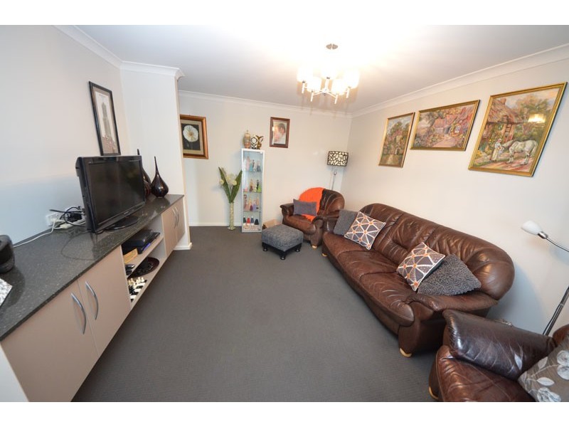 4 Neptune Avenue North, Portland VIC 3305