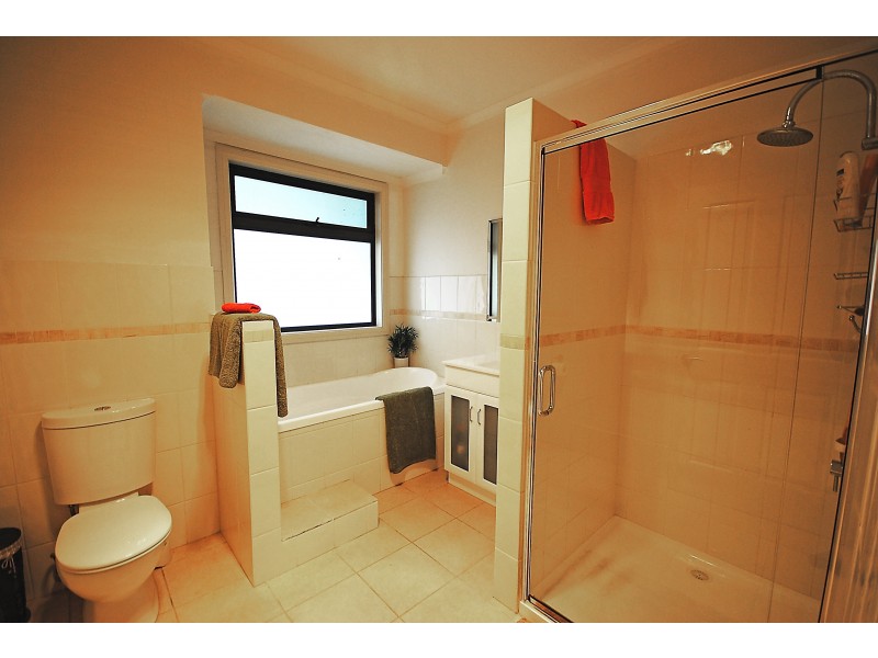 36 Lindsay Road, Dartmoor VIC 3304