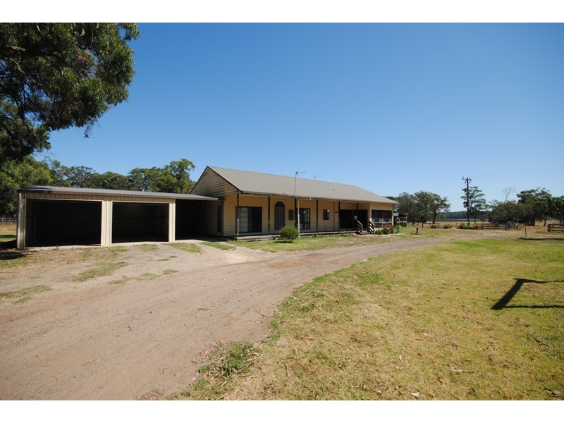 90 Pedrazzies Road, Gorae VIC 3305