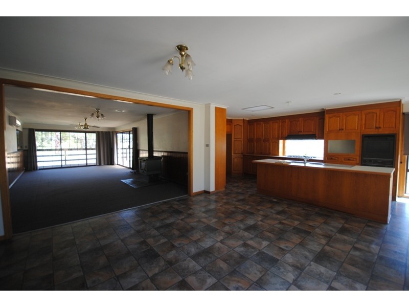 90 Pedrazzies Road, Gorae VIC 3305