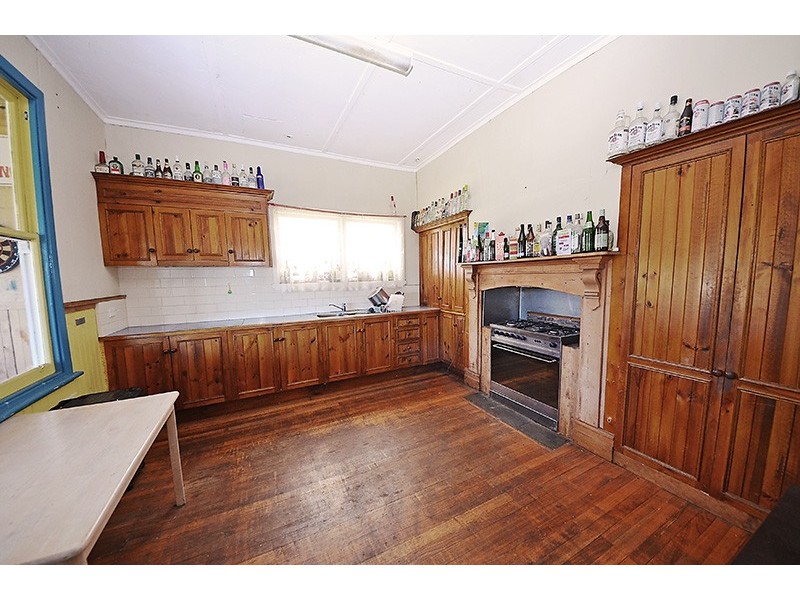 7893 Princes Highway, Portland VIC 3305