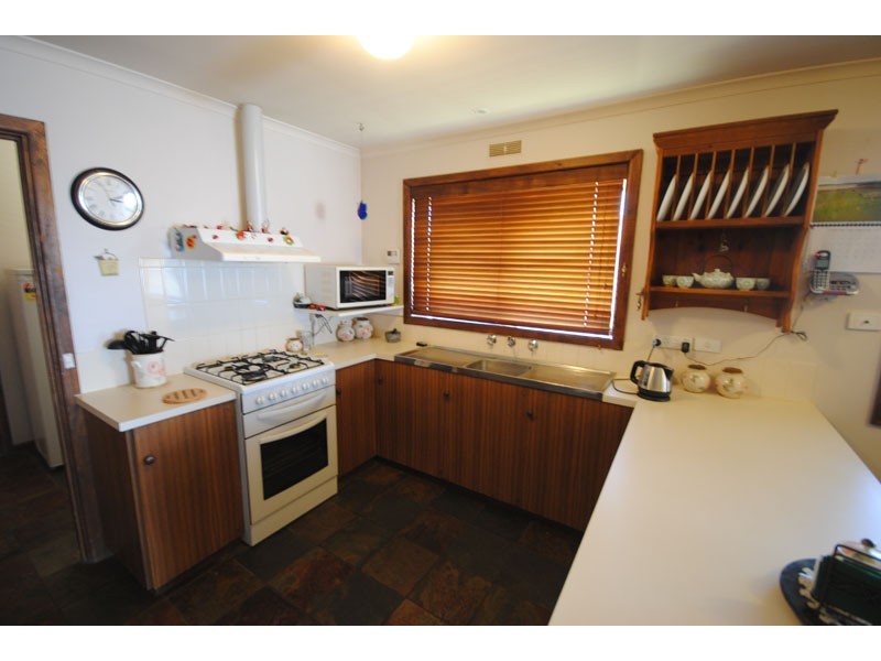 29 Darling Street, Heywood VIC 3304