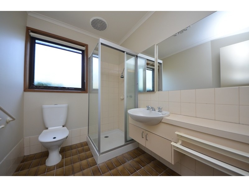 1/5 Harris Place, Portland VIC 3305